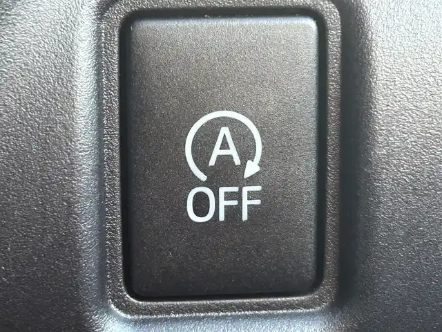 トヨタ エスクァイア Xi 大阪府 2019(令1)年 2.8万km ブラック 純正ナビ　/  フルセグＴＶ/CD/DVD/Bluetooth/USB　/バックモニター　/トヨタセーフティセンス/コーナーセンサー　/片側パワースライドドア　/クルーズコントロール　/アイドリングストップ　/前方ドライブレコーダー/純正15インチアルミホイール　/純正フロアマット　/スマートキー　/ＥＴＣ　/ＬＥＤ