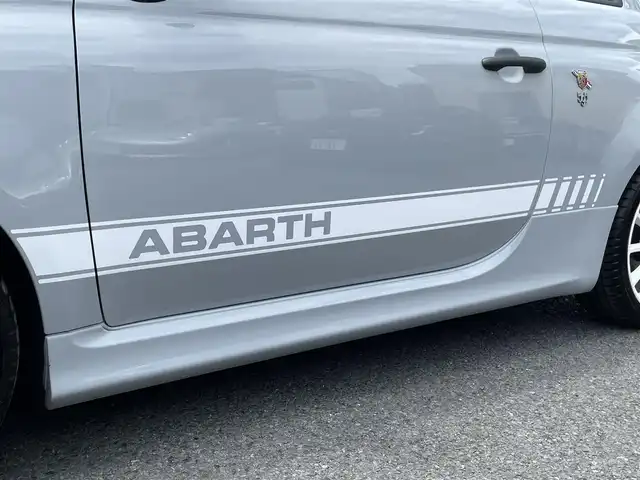 アバルト ５９５ エッセエッセ 神奈川県 2020(令2)年 1.3万km グレー 170台限定車/ワンオーナー/5MT/アクラボビッチマフラー/純正17インチAW/ブレンボブレーキ/LEDヘッドライト/リヤコーナーセンサー/Sabelt製ハーフレザーシート/純正ディスプレイオーディオ/純正USB/BT再生/ETC/RAZOシフトノブ/ステアスイッチ/キーレス/F/Rタイヤ24年製/R3/4/5/6年ディーラー整備記録/保証書・取説あり