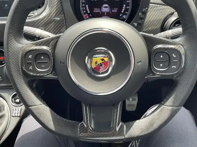 アバルト ５９５ エッセエッセ 神奈川県 2020(令2)年 1.3万km グレー 170台限定車/ワンオーナー/5MT/アクラボビッチマフラー/純正17インチAW/ブレンボブレーキ/LEDヘッドライト/リヤコーナーセンサー/Sabelt製ハーフレザーシート/純正ディスプレイオーディオ/純正USB/BT再生/ETC/RAZOシフトノブ/ステアスイッチ/キーレス/F/Rタイヤ24年製/R3/4/5/6年ディーラー整備記録/保証書・取説あり