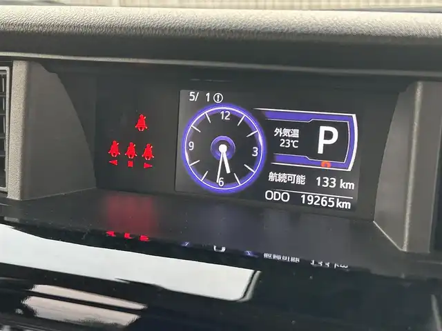 トヨタ ルーミー カスタムG 福岡県 2019(令1)年 2万km パールホワイトⅢ ・ECLIPSEナビ（フルセグ・DVD・CD・Bluetooth）/・バックカメラ/・両側パワースライドドア/・純正ドライブレコーダー（取扱説明書あり）/・ETC/・クルーズコントロール/・トヨタクリアランスソナー/・横滑り防止装置/・オートマチックハイビーム/・衝突軽減システム/・D/N席シートヒーター/・リヤシート格納/・シートバックテーブル（D/N席）/・電動格納ミラー/・純正サンシェード/・純正ドアバイザー/・ISOFIX/・取扱説明書/・保証書