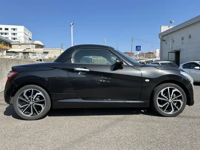 ダイハツ コペン ローブ 長崎県 2017(平29)年 7.8万km ブラックマイカメタリック ワンオーナー/社外ナビ(Bluetooth/AM/FM/TV/DISC)/シートヒーター/純正16インチアルミホイール/純正フロアマット/横滑り防止装置/プッシュスタート/スマートキー