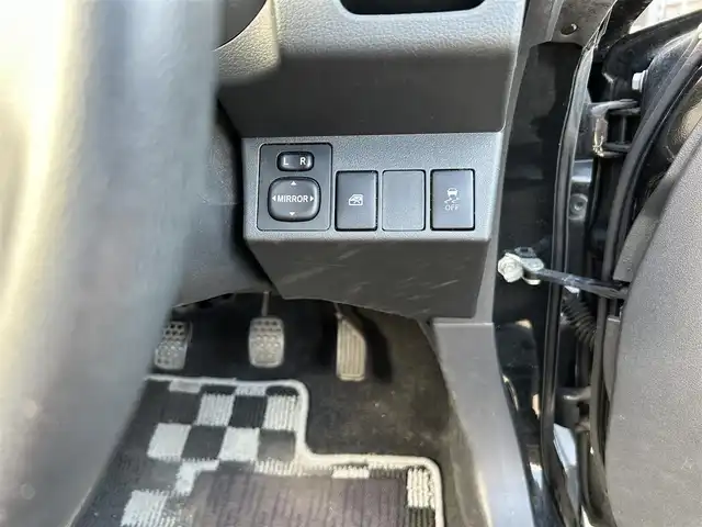ダイハツ コペン ローブ 長崎県 2017(平29)年 7.8万km ブラックマイカメタリック ワンオーナー/社外ナビ(Bluetooth/AM/FM/TV/DISC)/シートヒーター/純正16インチアルミホイール/純正フロアマット/横滑り防止装置/プッシュスタート/スマートキー