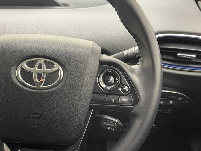 トヨタ プリウス A ツーリングセレクション 兵庫県 2019(令1)年 6.8万km グレーメタリック 純正SDナビ/（AM/FM/CD/Bluetooth/フルセグTV）/バックカメラ/プリクラッシュセーフティー/RCTA/クリアランスソナー/アダクティブクルーズコントロール/ブラインドスポットモニター/横滑り防止装置/LKA/盗難防止装置/カーテンエアバッグ/パーキングアシスト/コーナーセンサー（前後）/レザーシート/シートヒーター（D/N席）/D席パワーシート/LEDヘッドライト/フォグランプ/オートライト/オートマチックハイビーム/ビルトインETC2.0/ドライブレコーダー（前後）/MODELLISTAエアロ（フロント/サイド/リア）/純正17インチアルミホイール/純正フロアマット/ドアバイザー/スマートキー