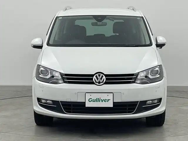 フォルクスワーゲン シャラン TDI ハイライン 愛知県 2021(令3)年 6.9万km ピュアホワイト ルーフレール/純正ナビ/（CD/DVD/BT/フルセグ）/バックカメラ/ETC/追従クルーズコントロール/ドラレコ/衝突軽減システム/横滑り防止/車線逸脱抑制/ブラインドスポットモニター/両側パワースライドドア/後席オートエアコン/ドアバイザー/シートバックテーブル/パドルシフト/保証書/スペアキー