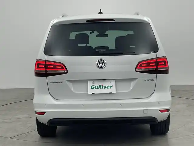 フォルクスワーゲン シャラン TDI ハイライン 愛知県 2021(令3)年 6.9万km ピュアホワイト ルーフレール/純正ナビ/（CD/DVD/BT/フルセグ）/バックカメラ/ETC/追従クルーズコントロール/ドラレコ/衝突軽減システム/横滑り防止/車線逸脱抑制/ブラインドスポットモニター/両側パワースライドドア/後席オートエアコン/ドアバイザー/シートバックテーブル/パドルシフト/保証書/スペアキー