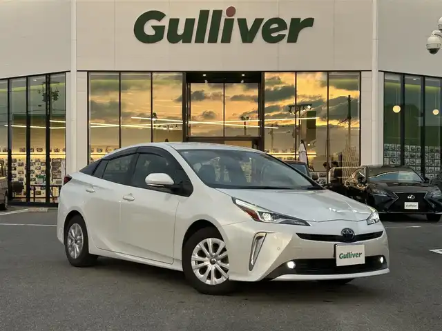 トヨタ プリウス SセーフティプラスⅡ 長崎県 2021(令3)年 2万km プラチナホワイトパールマイカ ワンオーナー/純正ナビ/(Bluetooth/CD/DVD)/フルセグTV/バックカメラ/全方位カメラ/ETC/ドライブレコーダー/レーダークルーズコントロール/セーフティセンス/レーンキープアシスト/オートマチックハイビーム/ブラインドスポットモニター/LEDヘッドランプ/禁煙車