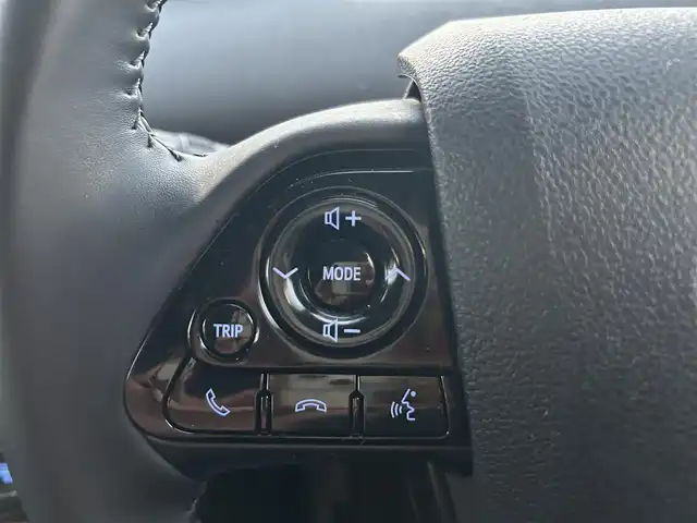 トヨタ プリウス SセーフティプラスⅡ 長崎県 2021(令3)年 2万km プラチナホワイトパールマイカ ワンオーナー/純正ナビ/(Bluetooth/CD/DVD)/フルセグTV/バックカメラ/全方位カメラ/ETC/ドライブレコーダー/レーダークルーズコントロール/セーフティセンス/レーンキープアシスト/オートマチックハイビーム/ブラインドスポットモニター/LEDヘッドランプ/禁煙車