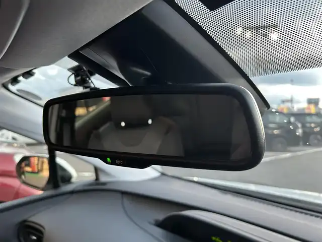 トヨタ プリウス SセーフティプラスⅡ 長崎県 2021(令3)年 2万km プラチナホワイトパールマイカ ワンオーナー/純正ナビ/(Bluetooth/CD/DVD)/フルセグTV/バックカメラ/全方位カメラ/ETC/ドライブレコーダー/レーダークルーズコントロール/セーフティセンス/レーンキープアシスト/オートマチックハイビーム/ブラインドスポットモニター/LEDヘッドランプ/禁煙車