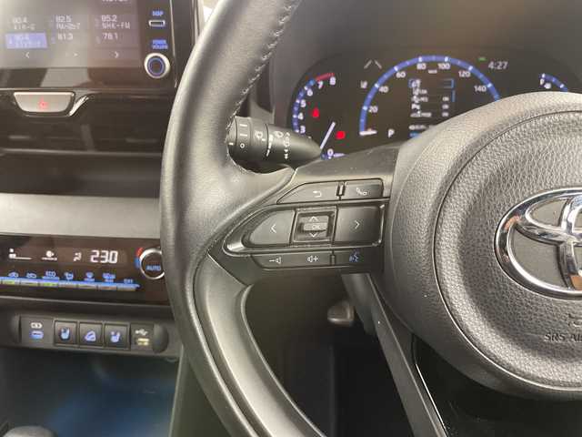 トヨタ ヤリスクロス Z アドベンチャー 道央・札幌 2022(令4)年 2.7万km ダークブルーマイカM ・4WD/寒冷地仕様/・純正ディスプレイ7 ナビ  /・BT/USB(Applecarplay)/・パノラミックビューモニター/・トヨタセーフティセンス/・パワーバックドア/・レーダークルーズコントロール/・ハーフレザーシート/・シートヒーター/パワーシート/・LEDヘッドライト/オートハイビーム/・ダウンヒルアシスト/・ルーフレール/・ETC/・18インチ純正AW