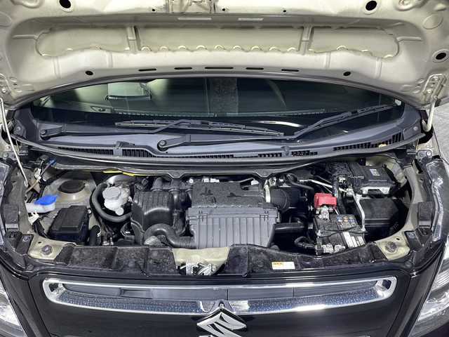 スズキ ワゴンＲ スティングレー HYBRID X 沖縄県 2021(令3)年 5.1万km クラッシーブラウンM 禁煙車/社外ナビ/【CD/DVD/フルセグTV/BT】/全方位カメラ/バックカメラ/ヘッドアップディスプレイ/前後ドライブレコーダー/ステアリングリモコン/運転席シートヒーター/衝突被害軽減システム/レーンキープアシスト/運転席シートヒーター/シートカバー/LEDヘッドライト/オートライト/スマートキー