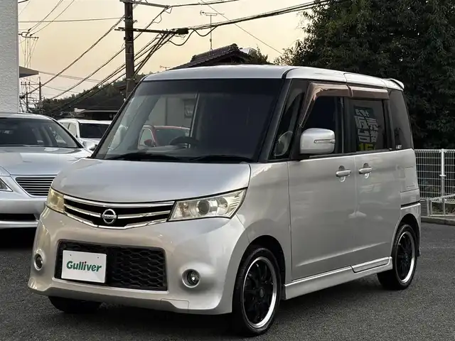 日産 ルークス ハイウェイスター 熊本県 2010(平22)年 7.4万km シルキーシルバーメタリック 社外メモリナビ（AVIC-MR207）/【ワンセグTV/Bluetooth/CD/DVD】/バックカメラ/デジタルインナーミラー/ドライブレコーダー/片側パワースライドドア/プッシュスタート/社外15インチアルミホイール/フォグランプ/スマートキー/オートエアコン/純正フロアマット/ドアバイザー