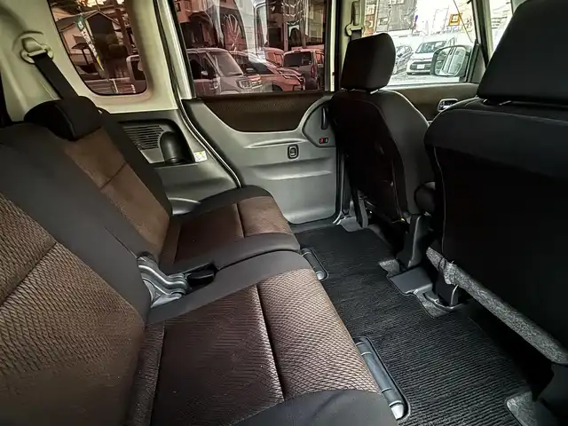 日産 ルークス ハイウェイスター 熊本県 2010(平22)年 7.4万km シルキーシルバーメタリック 社外メモリナビ（AVIC-MR207）/【ワンセグTV/Bluetooth/CD/DVD】/バックカメラ/デジタルインナーミラー/ドライブレコーダー/片側パワースライドドア/プッシュスタート/社外15インチアルミホイール/フォグランプ/スマートキー/オートエアコン/純正フロアマット/ドアバイザー