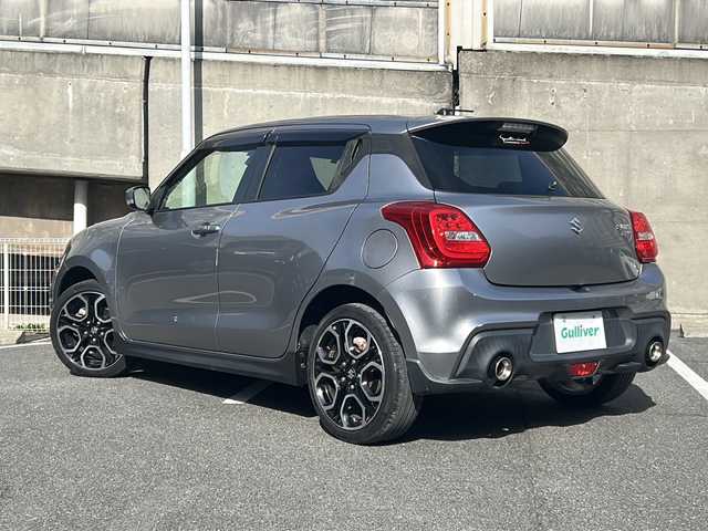 スズキ スイフト スポーツ セーフティPKG 愛知県 2019(平31)年 3万km プレミアムシルバーメタリック ワンオーナー/社外ナビ/フルセグTV・Bluetooth・USB・SD/スマートキー/プッシュスタート/ステアリングスイッチ/アダプティブクルーズコントロール/デュアルセンサーブレーキサポート/車線逸脱警報/運転席シートヒーター/LEDヘッドライト/ETC/純正フロアマット/純正ドアバイザー/保証書/取扱説明書/スペアスマートキー
