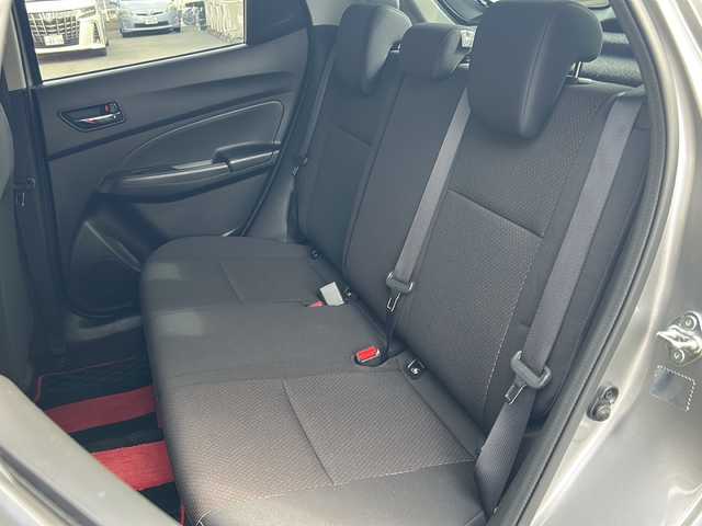 スズキ スイフト スポーツ セーフティPKG 愛知県 2019(平31)年 3万km プレミアムシルバーメタリック ワンオーナー/社外ナビ/フルセグTV・Bluetooth・USB・SD/スマートキー/プッシュスタート/ステアリングスイッチ/アダプティブクルーズコントロール/デュアルセンサーブレーキサポート/車線逸脱警報/運転席シートヒーター/LEDヘッドライト/ETC/純正フロアマット/純正ドアバイザー/保証書/取扱説明書/スペアスマートキー