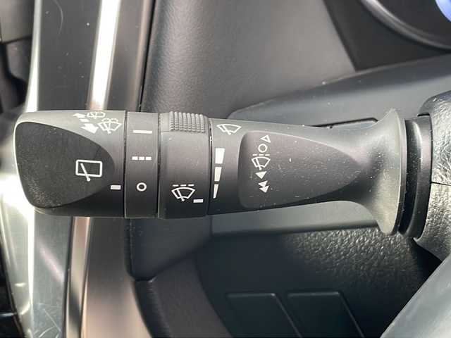 トヨタ ヴェルファイア ハイブリット Z ゴールデンアイズ 青森県 2020(令2)年 6.2万km ホワイトパールクリスタルシャイン ・4WD/・サンルーフ/・純正メーカーOPナビ/・フリップダウンモニター/・フルセグ/CD/DVD/BT/・両側パワースライドドア/・衝突軽減ブレーキ/・レーンキープアシスト/・レーダークルーズコントロール/・盗難防止装置/・前後コーナーセンサー/・ドライブレコーダー/・プッシュスタート/・スマートキー/・純正フロアマット/・オートライト/・オートマチックハイビーム/・LEDヘッドライト/・ハーフレザーシート/・社外18AW/・保証書・取説あり