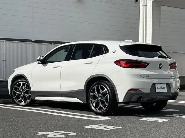 ＢＭＷ ＢＭＷ Ｘ２ xDrive 20d MスポーツX 群馬県 2021(令3)年 5.7万km アルピンホワイトⅢ インテリジェントセーフティ/・衝突警告・被害軽減ブレーキ/・歩行者検知/・車線逸脱警告・変更警告/・アクティブ・セーフティ機能/純正メーカーナビゲーション/（BT/USB/ラジオ）/バックカメラ/純正前後ドライブレコーダー/ハーフレザーシート/前席パワーシート（D席メモリあり）/前席シートヒーター/レーダークルーズコントロール/パドルシフト/ETC/クリアランスソナー/LEDヘッドライト/ステアリングスイッチ/アイドリングストップ/パワーバックドア/電格ミラー/純正フロアマット/純正19インチアルミホイール/純正スタッドレスタイヤ積み込み