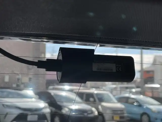 ＢＭＷ ＢＭＷ Ｘ２ xDrive 20d MスポーツX 群馬県 2021(令3)年 5.7万km アルピンホワイトⅢ インテリジェントセーフティ/・衝突警告・被害軽減ブレーキ/・歩行者検知/・車線逸脱警告・変更警告/・アクティブ・セーフティ機能/純正メーカーナビゲーション/（BT/USB/ラジオ）/バックカメラ/純正前後ドライブレコーダー/ハーフレザーシート/前席パワーシート（D席メモリあり）/前席シートヒーター/レーダークルーズコントロール/パドルシフト/ETC/クリアランスソナー/LEDヘッドライト/ステアリングスイッチ/アイドリングストップ/パワーバックドア/電格ミラー/純正フロアマット/純正19インチアルミホイール/純正スタッドレスタイヤ積み込み