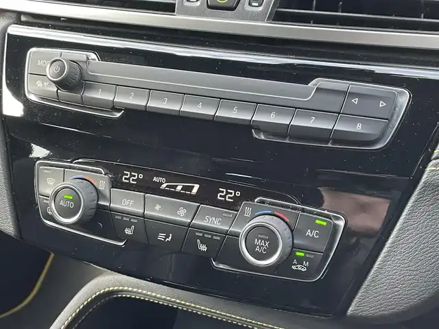 ＢＭＷ ＢＭＷ Ｘ２ xDrive 20d MスポーツX 群馬県 2021(令3)年 5.7万km アルピンホワイトⅢ インテリジェントセーフティ/・衝突警告・被害軽減ブレーキ/・歩行者検知/・車線逸脱警告・変更警告/・アクティブ・セーフティ機能/純正メーカーナビゲーション/（BT/USB/ラジオ）/バックカメラ/純正前後ドライブレコーダー/ハーフレザーシート/前席パワーシート（D席メモリあり）/前席シートヒーター/レーダークルーズコントロール/パドルシフト/ETC/クリアランスソナー/LEDヘッドライト/ステアリングスイッチ/アイドリングストップ/パワーバックドア/電格ミラー/純正フロアマット/純正19インチアルミホイール/純正スタッドレスタイヤ積み込み