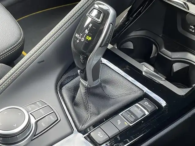 ＢＭＷ ＢＭＷ Ｘ２ xDrive 20d MスポーツX 群馬県 2021(令3)年 5.7万km アルピンホワイトⅢ インテリジェントセーフティ/・衝突警告・被害軽減ブレーキ/・歩行者検知/・車線逸脱警告・変更警告/・アクティブ・セーフティ機能/純正メーカーナビゲーション/（BT/USB/ラジオ）/バックカメラ/純正前後ドライブレコーダー/ハーフレザーシート/前席パワーシート（D席メモリあり）/前席シートヒーター/レーダークルーズコントロール/パドルシフト/ETC/クリアランスソナー/LEDヘッドライト/ステアリングスイッチ/アイドリングストップ/パワーバックドア/電格ミラー/純正フロアマット/純正19インチアルミホイール/純正スタッドレスタイヤ積み込み