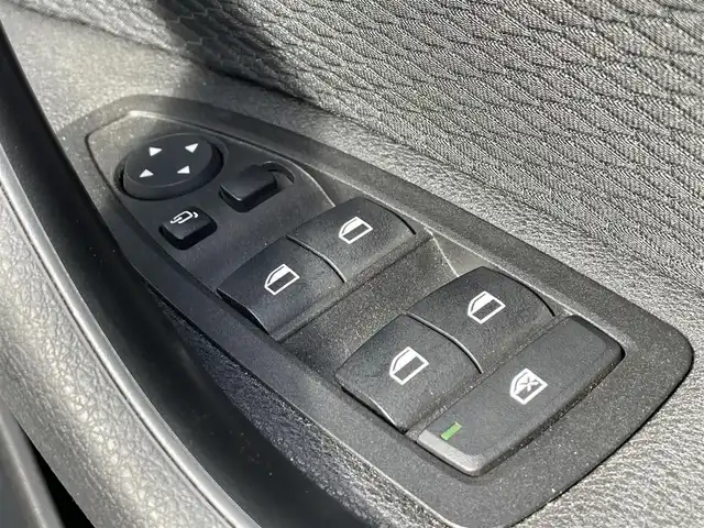 ＢＭＷ ＢＭＷ Ｘ２ xDrive 20d MスポーツX 群馬県 2021(令3)年 5.7万km アルピンホワイトⅢ インテリジェントセーフティ/・衝突警告・被害軽減ブレーキ/・歩行者検知/・車線逸脱警告・変更警告/・アクティブ・セーフティ機能/純正メーカーナビゲーション/（BT/USB/ラジオ）/バックカメラ/純正前後ドライブレコーダー/ハーフレザーシート/前席パワーシート（D席メモリあり）/前席シートヒーター/レーダークルーズコントロール/パドルシフト/ETC/クリアランスソナー/LEDヘッドライト/ステアリングスイッチ/アイドリングストップ/パワーバックドア/電格ミラー/純正フロアマット/純正19インチアルミホイール/純正スタッドレスタイヤ積み込み