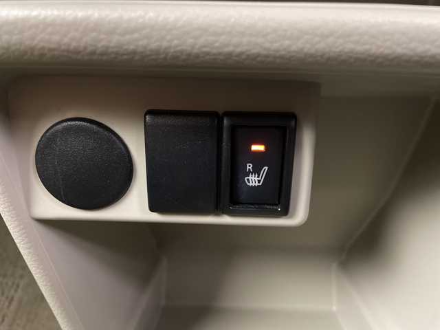 スズキ ラパン X 埼玉県 2020(令2)年 3.8万km シフォンアイボリーメタリック 社外ナビ　AVIC-RW810/（Bluetooth/CD/DVD/HDMI/USB/AM/FM）/地デジフルセグ/バックカメラ/前後ドライブレコーダー/ETC/車線逸脱警報/衝突軽減ブレーキ/クリアランスソナー/アイドリングストップ/運転席シートヒーター/プッシュスタート/ウィンカーミラー/純正フロアマット/純正ドアバイザー/純正14インチアルミホイール