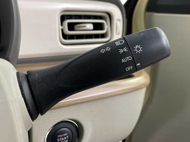 スズキ ラパン X 埼玉県 2020(令2)年 3.8万km シフォンアイボリーメタリック 社外ナビ　AVIC-RW810/（Bluetooth/CD/DVD/HDMI/USB/AM/FM）/地デジフルセグ/バックカメラ/前後ドライブレコーダー/ETC/車線逸脱警報/衝突軽減ブレーキ/クリアランスソナー/アイドリングストップ/運転席シートヒーター/プッシュスタート/ウィンカーミラー/純正フロアマット/純正ドアバイザー/純正14インチアルミホイール