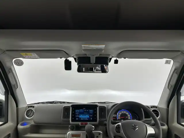 スズキ エブリィ ワゴン PZターボ スペシャル ハイルーフ 千葉県 2025(令7)年 1.2万km パールホワイト  デュアルカメラブレーキサポート/・誤発進抑制機能（後方含む）/・車線逸脱警報機能/・ふらつき警報機能/・先行車発進お知らせ機能/・後退時ブレーキサポート/・ヒルホールドコントロール/・ハイビームアシスト/・パーキングセンサー（リア）/ 純正7インチディスプレイオーディオ/・AM/FMラジオ/・スマートフォン連携機能/（Apple CarPlay / Android Auto）/・バックカメラ/・USB外部接続ソケット（タイプA）/・ハンズフリーマイク/・GPSアンテナ/両側パワースライドドア/左側オートステップ/LEDヘッドライト/フォグランプ/スマートキー/純正ラバーマット