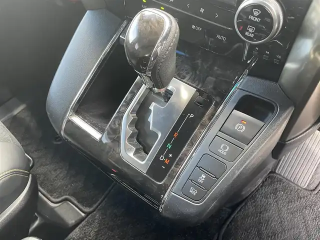 トヨタ アルファード S タイプゴールドⅡ 千葉県 2021(令3)年 4.6万km ホワイトパールクリスタルシャイン トヨタセーフティセンス/・衝突軽減ブレーキ/レーンキープアシスト/・レーダークルーズコントロール/オートハイビーム/・クリアランスソナー/標識認識/純正フリップダウンモニター/純正9インチディスプレイナビ/・フルセグ/BT/USB/カープレイ/バックカメラ/ステアリングスイッチ/ETC/両側パワースライドドア/MTモード/電動パーキングブレーキ/ハーフレザーシート/ステアリングヒーター/LEDヘッドライト/オートライト/フォグライト/スマートキー/プッシュスタート/純正フロアマット/純正18インチAW