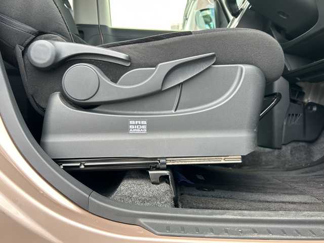 ダイハツ タント X VS SAⅢ 沖縄県 2019(平31)年 0.9万km ライトローズマイカメタリックⅡ 純正ナビ/CD/DVD/BT/フルセグＴＶ/アラウンドビューモニター/バックカメラ/両側パワースライドドア/ＬＥＤオートライト/シートヒーター/純正１４インチアルミホイール/ドライブレコーダー/後方コーナーセンサー/アイドリングストップ/オートマチックハイビーム/横滑り防止装置/衝突被害軽減システム/リアロールサンシェード/電格ミラー/ワンオーナー