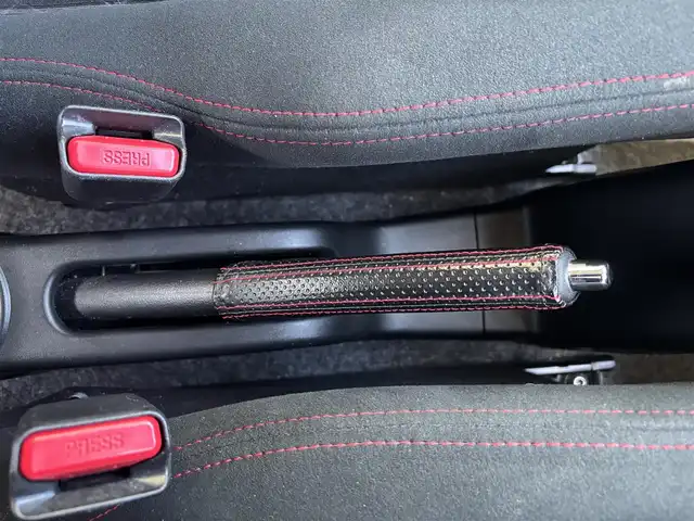 スズキ アルト ワークス 愛知県 2021(令3)年 3万km ブルーイッシュブラックパール3 社外ナビ（AVIC-RW711）　４ＷＤ　５ＭＴ　ワンオーナー　社外ナビ　フルセグＴＶ　ＤＶＤ再生　Ｂｌｕｅｔｏｏｔｈ接続　ＥＴＣ　ＨＩＤオートライト　フォグランプ　スマートキー　プッシュスタート　夏タイヤＡＷセット積み込み