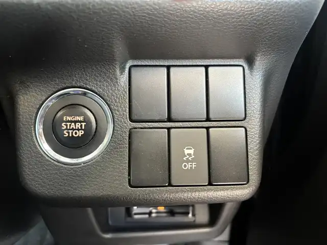 スズキ アルト ワークス 愛知県 2021(令3)年 3万km ブルーイッシュブラックパール3 社外ナビ（AVIC-RW711）　４ＷＤ　５ＭＴ　ワンオーナー　社外ナビ　フルセグＴＶ　ＤＶＤ再生　Ｂｌｕｅｔｏｏｔｈ接続　ＥＴＣ　ＨＩＤオートライト　フォグランプ　スマートキー　プッシュスタート　夏タイヤＡＷセット積み込み