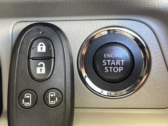 日産 ＮＶ１００クリッパー リオ G 静岡県 2022(令4)年 0.2万km ムーンライトバイオレット ワンオーナー/純正ナビ/・Bluetooth/・フルセグTV/・CD/・USB入力端子/バックカメラ/ドライブレコーダー/シートヒーター（D席）/両側パワースライドドア/アイドリングストップ/レーンキープアシスト/衝突被害軽減システム/後方コーナーセンサー/純正14インチアルミホイール/HIDヘッドライト/純正フロアマット/革巻きステアリング/ステアリングスイッチ/スマートキー/スペアキー×1