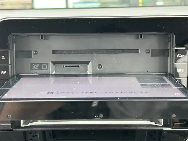 日産 オーラ G レザーエディション 奈良県 2021(令3)年 1.3万km ガンＭ 純正ナビ　/フルセグＴＶ　/BT/CD/DVD/USB/SD/iPod/アラウンドビューモニター　/ＬＥＤヘッドライト/オートライト　/オートマチックハイビーム　/前後コーナーセンサー　/衝突被害軽減システム　/デジタルインナーミラー　/ステアリングスイッチ　/スマートキー/AAC/純正17インチアルミホイール/純正フロアマット