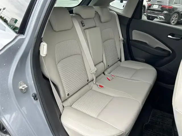 日産 オーラ G レザーエディション 奈良県 2021(令3)年 1.3万km ガンＭ 純正ナビ　/フルセグＴＶ　/BT/CD/DVD/USB/SD/iPod/アラウンドビューモニター　/ＬＥＤヘッドライト/オートライト　/オートマチックハイビーム　/前後コーナーセンサー　/衝突被害軽減システム　/デジタルインナーミラー　/ステアリングスイッチ　/スマートキー/AAC/純正17インチアルミホイール/純正フロアマット