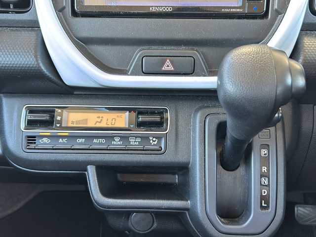 スズキ ハスラー HYBRID G 静岡県 2022(令4)年 1.3万km オフブルーM 安全装備/・デュアルセンサーブレーキサポート/・コーナーセンサー/・レーンキープアシスト/社外ナビ/・CD/DVD/Bluetooth/FM/AM/フルセグTV/主要装備/・シートヒーター　/・コーナーセンサー　/・レーザークルーズコントロール　/・アイドリングストップ　/・レーンキープ　/・ステアリングリモコン　/・スマートキー　/・純正フロアマット　/・プッシュスタート　/・純正アルミホイール