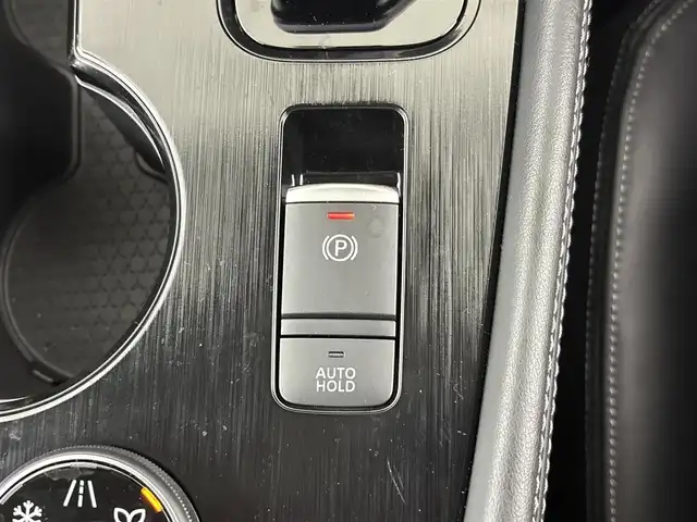 日産 エクストレイル G e－4ORCE 埼玉県 2024(令6)年 0.2万km ブリリアントホワイトパール 純正ナビ（Bluetooth/AM/FM）/フルセグTV/プロパイロット/エマージェンシーブレーキ/アラウンドビューモニター/車線逸脱防止機能/踏み間違え防止機能/横滑り防止装置/レーンキープアシスト/盗難防止装置/オートライト/LEDヘッドライト/コーナーセンサー/ワイアレス充電/ステアリングヒーター/デジタルインナーミラー/全席シートヒーター/ドライブレコーダー/ETC2.0/スマートキー