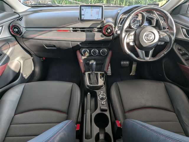 マツダ ＣＸ－３ XD ツーリング 栃木県 2015(平27)年 8.7万km セラミックM (株)IDOMが運営する【じしゃロン宇都宮店】の自社ローン対象車両になります。こちらは現金またはオートローンご利用時の価格です。自社ローンご希望の方は別途その旨お申付け下さい。/マツダコネクトナビ/クルーズコントロール/ブラインドスポットモニター/バックカメラ/プッシュスタート/スマートキー/アイドリングストップ/パドルシフト/Ｂｌｕｅｔｏｏｔｈ接続/ＵＳＢ端子/ＥＴＣ/ステアリングスイッチ/純正アルミホイール/レーンキープアシスト/オートライト/フォグランプ