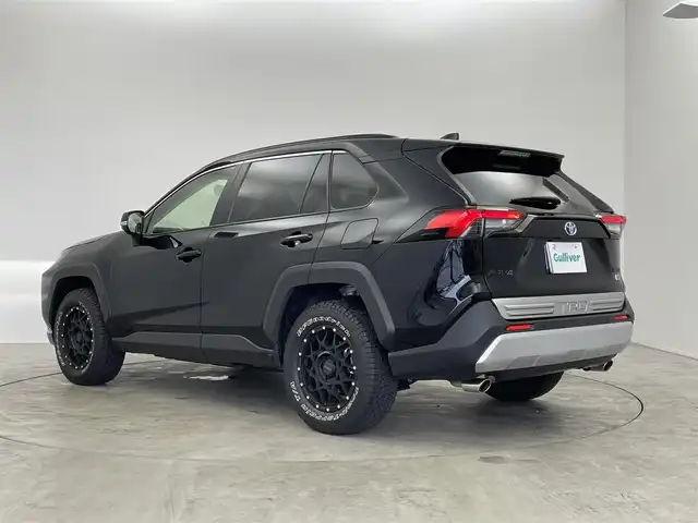 トヨタ ＲＡＶ４ ハイブリッド アドベンチャー 埼玉県 2024(令6)年 1.3万km アティチュードブラックマイカ ＴＲＤエアロ　純正ディスプレイオーディオ　パノラミックビューモニター　ＢＳＭ　ビルトインＥＴＣ２．０　セーフティセンス　レーダークルーズ　ステアリングヒーター　デジタルインナーミラー　ＡＣ１００Ｖ