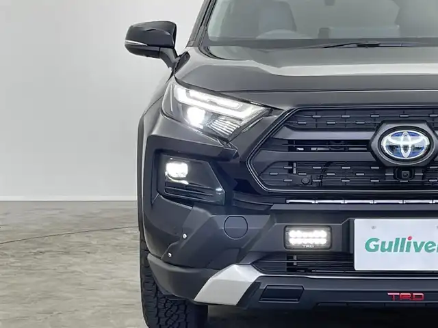 トヨタ ＲＡＶ４ ハイブリッド アドベンチャー 埼玉県 2024(令6)年 1.3万km アティチュードブラックマイカ ＴＲＤエアロ　純正ディスプレイオーディオ　パノラミックビューモニター　ＢＳＭ　ビルトインＥＴＣ２．０　セーフティセンス　レーダークルーズ　ステアリングヒーター　デジタルインナーミラー　ＡＣ１００Ｖ