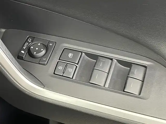 トヨタ ＲＡＶ４ ハイブリッド アドベンチャー 埼玉県 2024(令6)年 1.3万km アティチュードブラックマイカ ＴＲＤエアロ　純正ディスプレイオーディオ　パノラミックビューモニター　ＢＳＭ　ビルトインＥＴＣ２．０　セーフティセンス　レーダークルーズ　ステアリングヒーター　デジタルインナーミラー　ＡＣ１００Ｖ