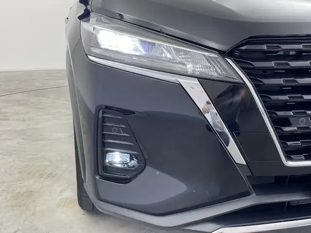 日産 キックス X 群馬県 2021(令3)年 4.6万km ピュアブラック 純正９型ナビ　全周囲カメラ　デジタルインナーミラー　プロパイロット　シートヒーター　ステアリングヒーター　ＥＴＣ　ドラレコ　ハーフレザーシート　ＬＥＤライト　オートハイビーム　スマートキー　禁煙車