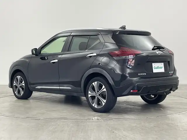 日産 キックス X 群馬県 2021(令3)年 4.6万km ピュアブラック 純正９型ナビ　全周囲カメラ　デジタルインナーミラー　プロパイロット　シートヒーター　ステアリングヒーター　ＥＴＣ　ドラレコ　ハーフレザーシート　ＬＥＤライト　オートハイビーム　スマートキー　禁煙車