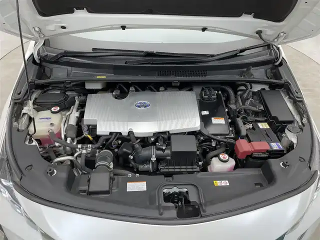 トヨタ プリウス ＰＨＶ A 滋賀県 2017(平29)年 7.9万km ホワイトパールクリスタルシャイン モデリスタエアロ（リア）/純正11.6インチナビ/【Bluetooth/フルセグTV/USB/iPod】/バックカメラ/ETC/セーフティセンスP/・プリクラッシュセーフティ/・レーンディパーチャーアラート/・アダプティブハイビーム/・レーダークルーズコントロール/ブラインドスポットモニター/インテリジェントクリアランスソナー/パーキングアシスト/シートヒーター/ハンドルヒーター/スマートキー/LEDヘッドライト/オートライト
