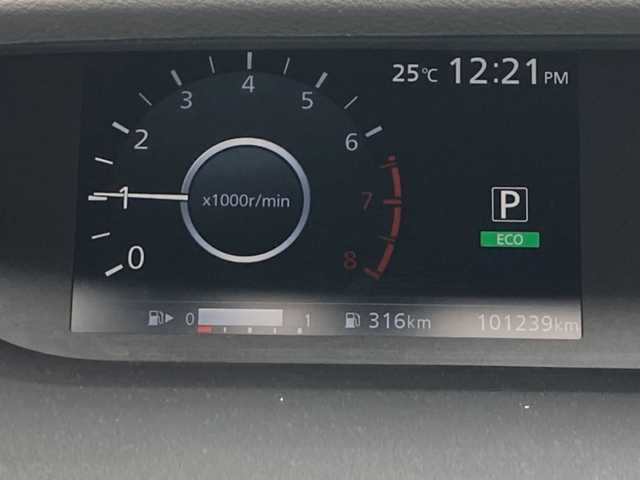 日産 セレナ ハイウェイスター Vセレクション 東京都 2018(平30)年 10.2万km ブリリアントホワイトパール 純正メモリナビ/CD/DVD/BT/BlueRay/フルセグテレビ/バックカメラ/アラウンドビューモニター/ウィンカーミラー/ドアバイザー/クルーズコントロール/ドアバイザー/プッシュスタート/両側パワースライドドア/前後コーナーセンサー/ハンズフリーオートスライドドアプッシュスタート/ETC/LEDヘッドライト