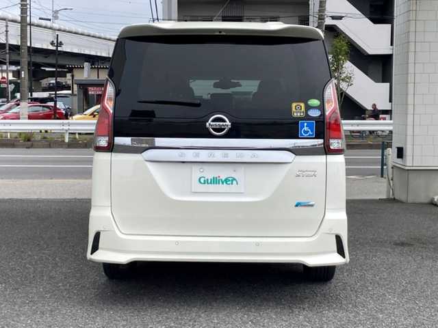日産 セレナ ハイウェイスター Vセレクション 東京都 2018(平30)年 10.2万km ブリリアントホワイトパール 純正メモリナビ/CD/DVD/BT/BlueRay/フルセグテレビ/バックカメラ/アラウンドビューモニター/ウィンカーミラー/ドアバイザー/クルーズコントロール/ドアバイザー/プッシュスタート/両側パワースライドドア/前後コーナーセンサー/ハンズフリーオートスライドドアプッシュスタート/ETC/LEDヘッドライト