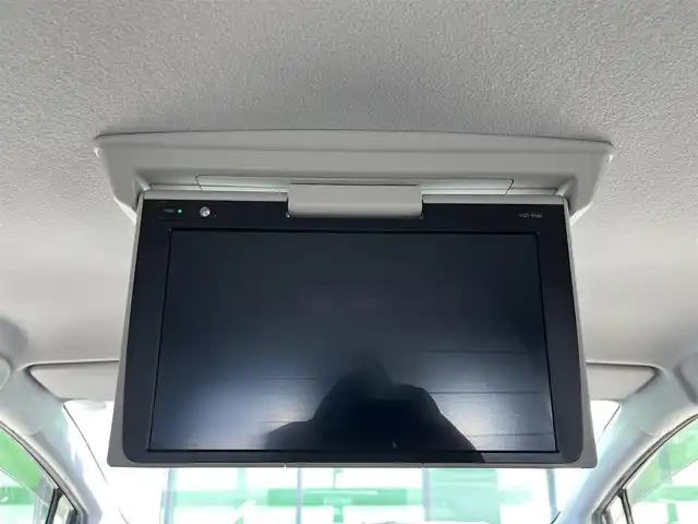 トヨタ シエンタ G クエロ 奈良県 2017(平29)年 5.3万km ブラックマイカ 純正ＳＤナビ（ＮＳＺＴ－Ｗ６６Ｔ）　/フルセグ　/Ｂｌｕｅｔｏｏｔｈ　/ＣＤ／ＤＶＤ　/フリップダウンモニター　（V12T-R66C）/バックカメラ　/ビルトインＥＴＣ　/スペアキー　/３列シート　/ハーフレザーシート　/両側パワスラ
