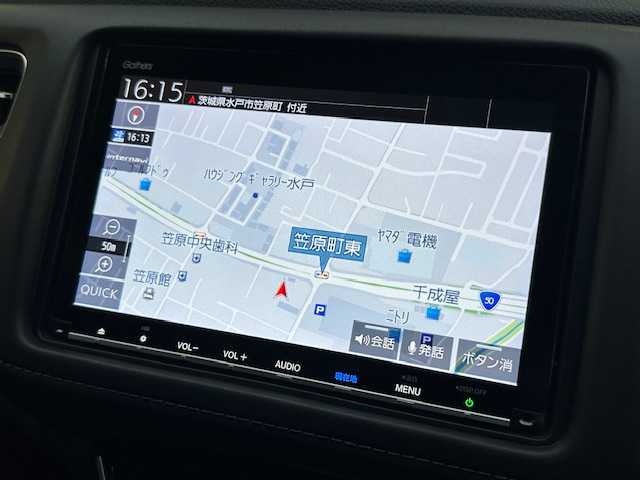 ホンダ ヴェゼル ハイブリッド Z ホンダセンシング 茨城県 2019(平31)年 7万km プラチナホワイトパール 純正SDナビ/バックカメラ/ビルトインETC/FM／AM/ドライブレコーダー（前後）/アダプティブティブクルーズコントロール/アイドリングストップ/横滑り防止装置/衝突被害軽減システム/盗難防止装置/レーンキープアシスト/シートヒーター（前席）/パドルシフト/純正フロアマット/純正17インチアルミ付夏タイヤ/純正LEDヘッドライト/純正LEDフォグライト/電格ミラー/スマートキー/プッシュスタートボタン/ドアバイザー