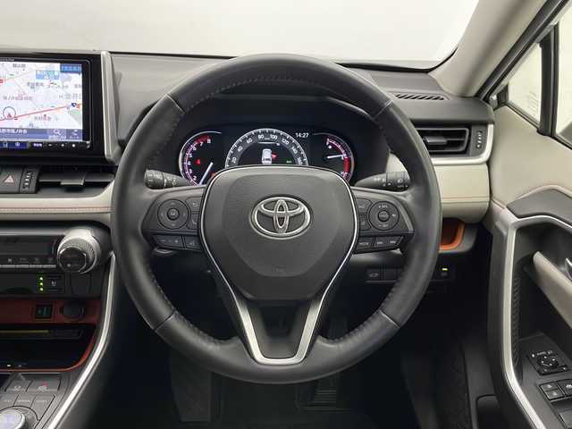 トヨタ ＲＡＶ４ アドベンチャー 長野県 2021(令3)年 2.1万km アーバンカーキ 4WD/ALPINE9型ナビ&フルセグTV&CD&DVD&USB&BT/トヨタセーフティセンス/アダプティブクルーズコントロール/レーントレーシングアシスト/プリクラッシュセーフティ/ブラインドスポットモニター/コーナーセンサー/リアクロストラフィックアラート/パーキングサポートブレーキ/ロードサインアシスト/オートマチックハイビーム/先行車発進告知/パワーバックドア/ハーフレザーシート/前席エアシート/前席シートヒーター/運転席パワーシート/ステアリングスイッチ/ステアリングヒーター/バックカメラ/ビルトインETC/LEDヘッドライト/オートライト/フロントフォグランプ/電動格納ミラー/ウィンカーミラー/ドアミラーヒーター/電動ホールド/オートホールド/純正19インチAW装着/純正フロアマット/置くだけ充電/ルーフレール/プッシュスタート/スマートキー/スペアキー1本/取扱説明書/新車保証書