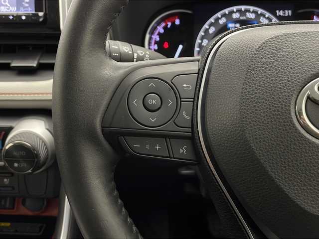 トヨタ ＲＡＶ４ アドベンチャー 長野県 2021(令3)年 2.1万km アーバンカーキ 4WD/ALPINE9型ナビ&フルセグTV&CD&DVD&USB&BT/トヨタセーフティセンス/アダプティブクルーズコントロール/レーントレーシングアシスト/プリクラッシュセーフティ/ブラインドスポットモニター/コーナーセンサー/リアクロストラフィックアラート/パーキングサポートブレーキ/ロードサインアシスト/オートマチックハイビーム/先行車発進告知/パワーバックドア/ハーフレザーシート/前席エアシート/前席シートヒーター/運転席パワーシート/ステアリングスイッチ/ステアリングヒーター/バックカメラ/ビルトインETC/LEDヘッドライト/オートライト/フロントフォグランプ/電動格納ミラー/ウィンカーミラー/ドアミラーヒーター/電動ホールド/オートホールド/純正19インチAW装着/純正フロアマット/置くだけ充電/ルーフレール/プッシュスタート/スマートキー/スペアキー1本/取扱説明書/新車保証書