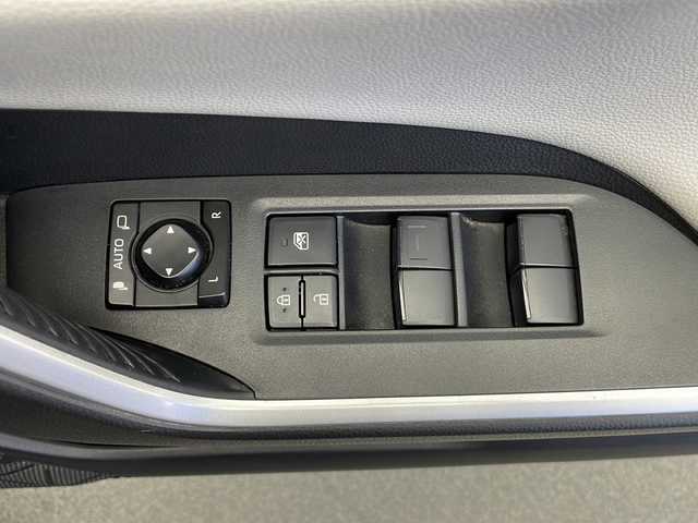 トヨタ ＲＡＶ４ アドベンチャー 長野県 2021(令3)年 2.1万km アーバンカーキ 4WD/ALPINE9型ナビ&フルセグTV&CD&DVD&USB&BT/トヨタセーフティセンス/アダプティブクルーズコントロール/レーントレーシングアシスト/プリクラッシュセーフティ/ブラインドスポットモニター/コーナーセンサー/リアクロストラフィックアラート/パーキングサポートブレーキ/ロードサインアシスト/オートマチックハイビーム/先行車発進告知/パワーバックドア/ハーフレザーシート/前席エアシート/前席シートヒーター/運転席パワーシート/ステアリングスイッチ/ステアリングヒーター/バックカメラ/ビルトインETC/LEDヘッドライト/オートライト/フロントフォグランプ/電動格納ミラー/ウィンカーミラー/ドアミラーヒーター/電動ホールド/オートホールド/純正19インチAW装着/純正フロアマット/置くだけ充電/ルーフレール/プッシュスタート/スマートキー/スペアキー1本/取扱説明書/新車保証書